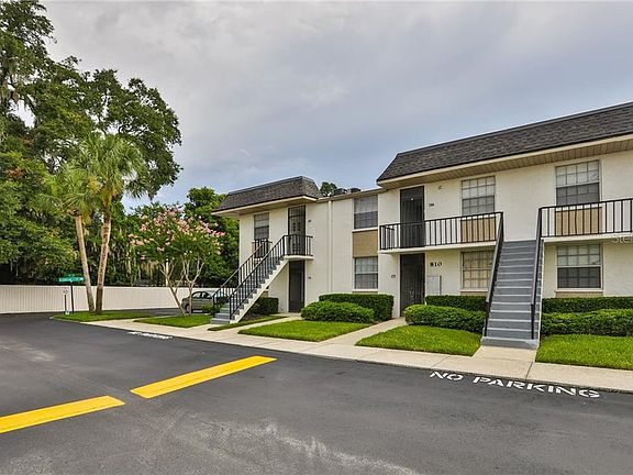3rd image of 810 Oakgrove Dr APT 287