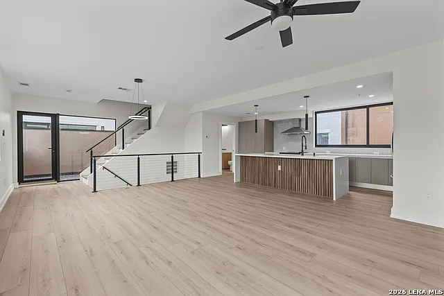 222 E Courtland Pl #1 — Photo 22