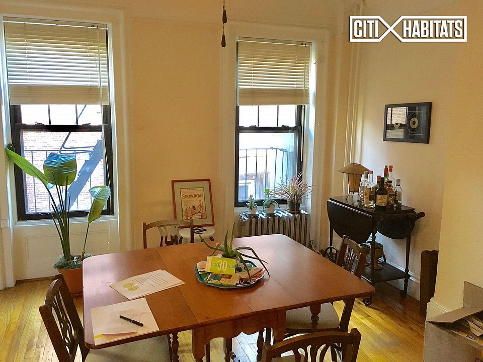 1st image of 168 Degraw St APT 2