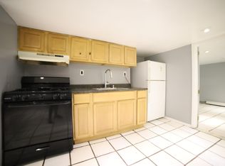 158 Union St #1B, Jersey City, NJ 07304