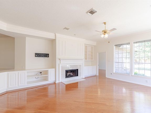 5th image of 2434 Fairway Pointe Dr
