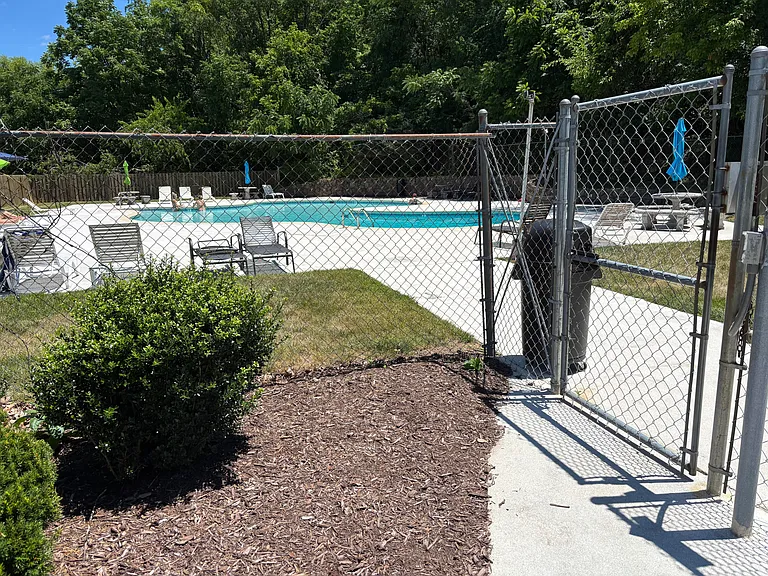 3552 Londonderry Ln — Photo 16