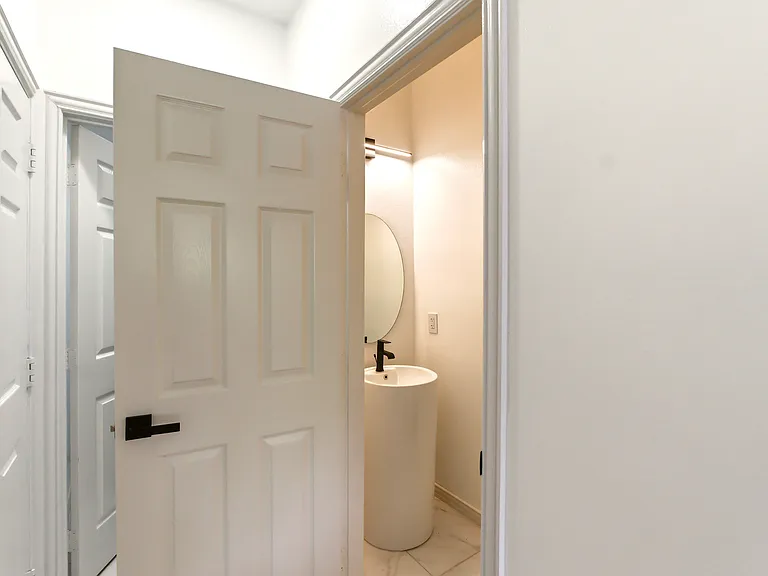 5001 Spicewood Dr — Photo 20