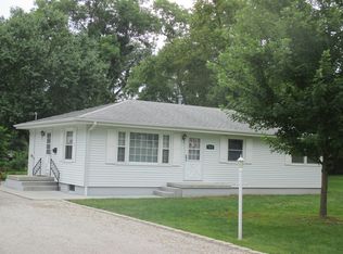 2952 Kingsley Dr, Decatur, IL 62521