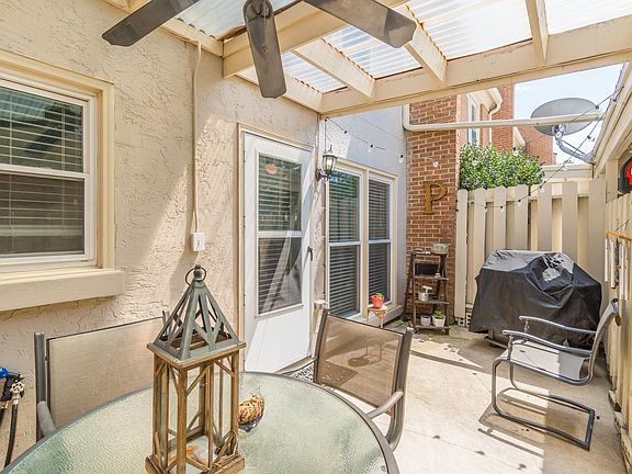 4th image of 4143 Paddington Dr