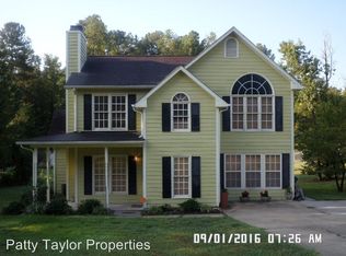 205 Long Crescent Dr, Durham, NC 27712