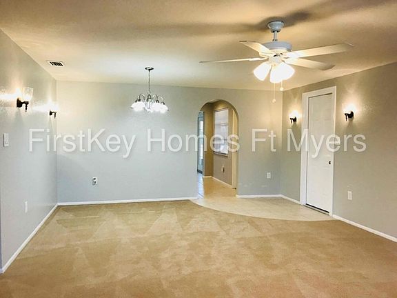 4th image of 654 Hartford Dr