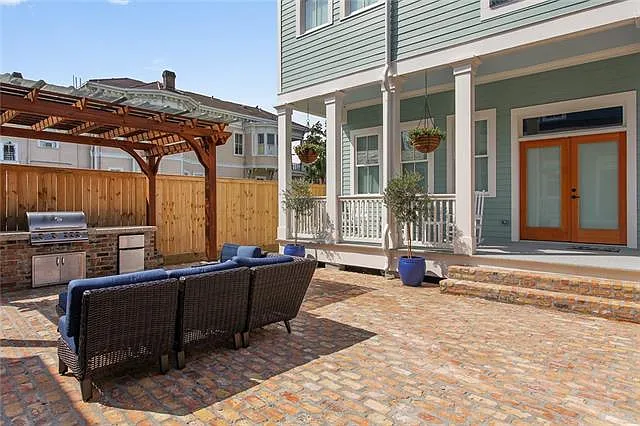 1419 Esplanade Ave — Photo 17