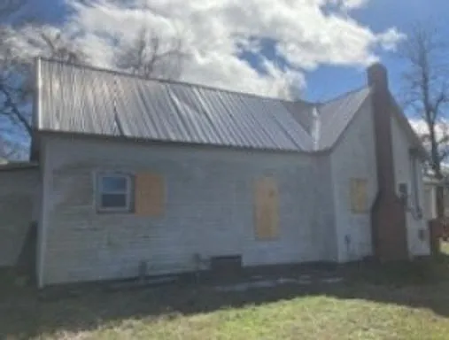 2 bed, $190 — Photo 2