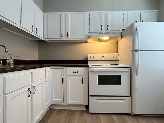 2nd image of 1517 Lexington Ave SW #6