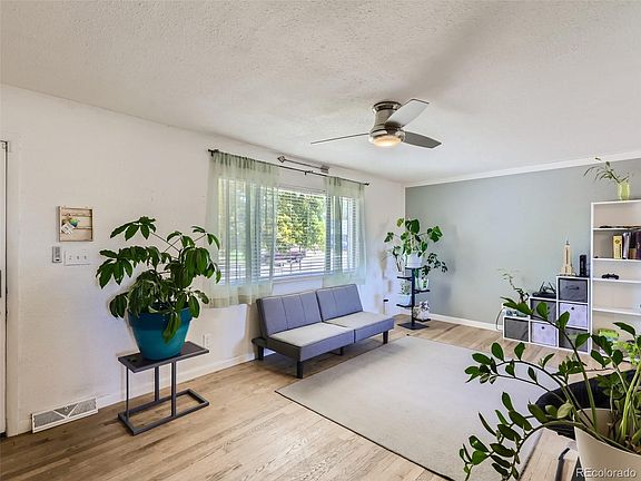 3rd image of 505 42nd Avenue