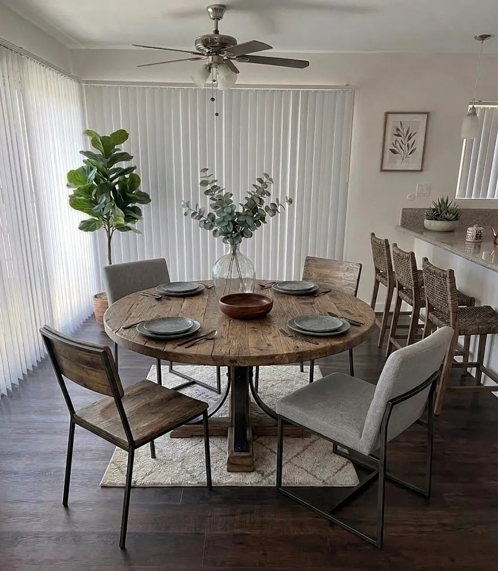 9836 Acacia Ave — Photo 2