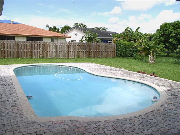 Great Swimming Pool