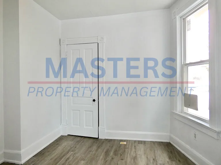 425 Boston Pl #2 — Photo 2