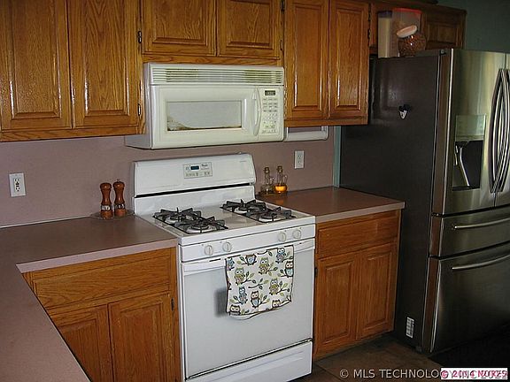 5th image of 10886 S 251st East Ave