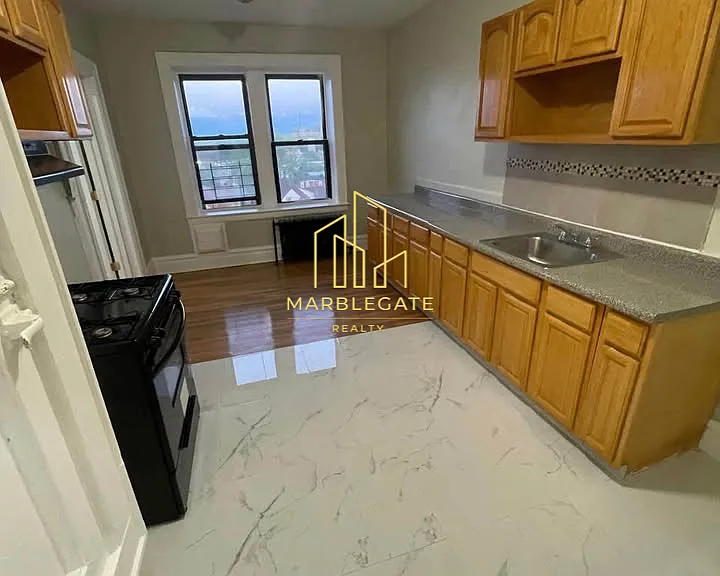 245-244 Roseville Ave #5011 — Photo 1