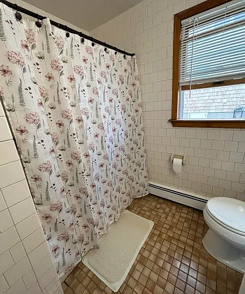 35 Saint James Rd — Photo 3
