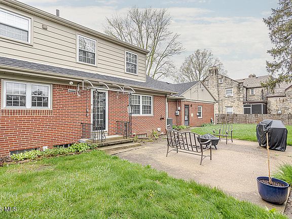 3rd image of 2608 Overbrook Dr