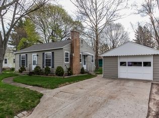 2910 Cheney Ave NE, Grand Rapids, MI 49505