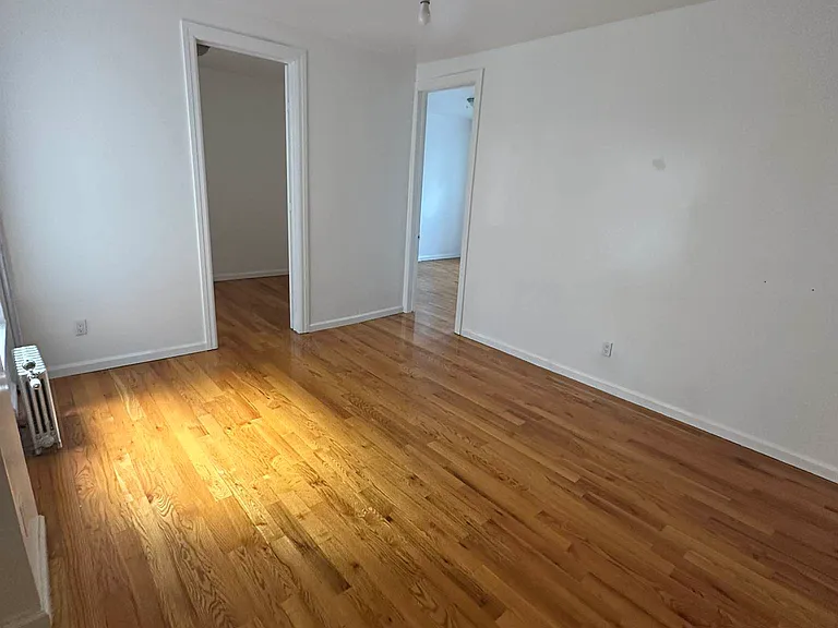 364 S 1st St #17 — Photo 6