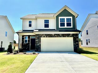 1124 Sidney Creek Dr, Zebulon, NC 27597