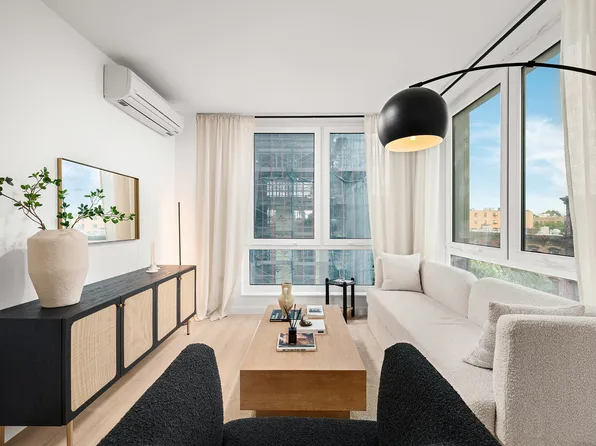 126 Sandford Street image 7 of 30