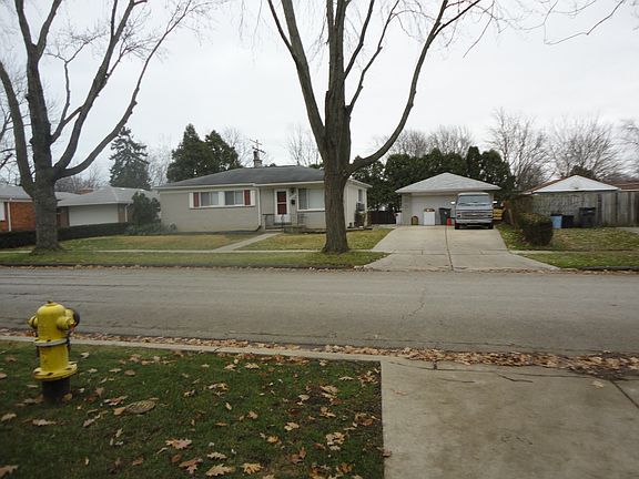 3rd image of 22848 Schafer St