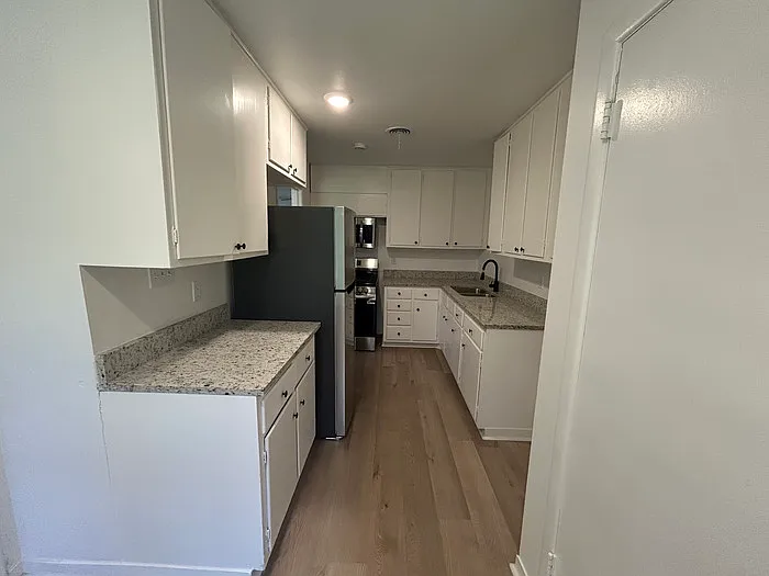 146 Doolittle St #B — Photo 4