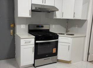 107 Hester St #3, New York, NY 10002