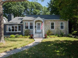 2174 10th Street Pl, East Moline, IL 61244
