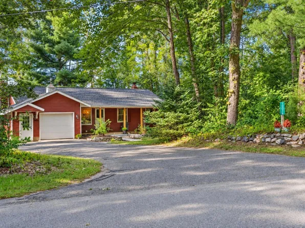10076 Harmony Dr, Interlochen, MI 49643