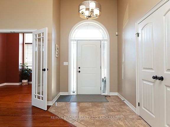 5th image of 20219 Youngs Rd S