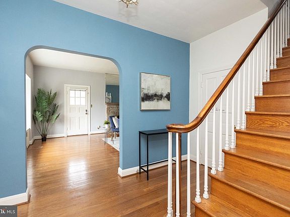 5th image of 701 Hillen Rd