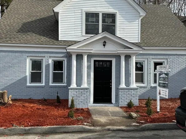 24 Proctor St, Worcester, MA 01606