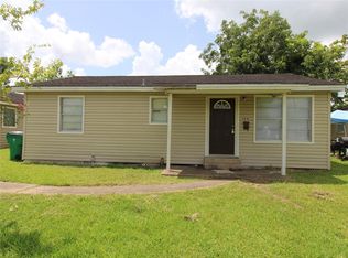 104 Prewitt Ln, West Columbia, TX 77486