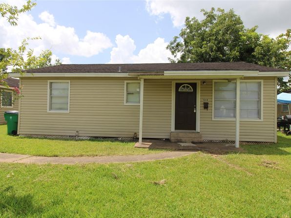 104 Prewitt Ln