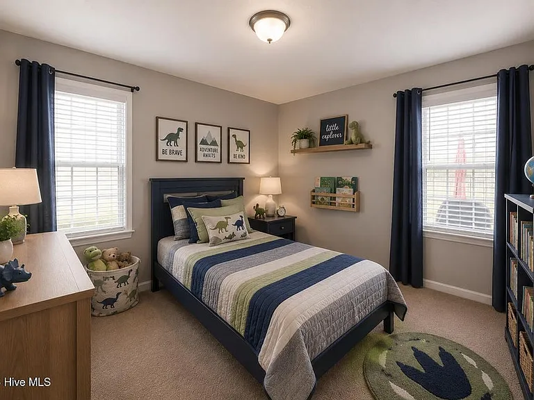 355 Rosebud Ln — Photo 10