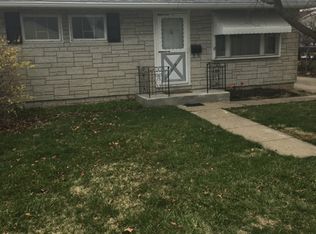 709 13th St, Peru, IL 61354