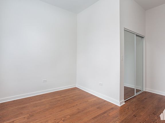4th image of 1944 N Bissell St #2