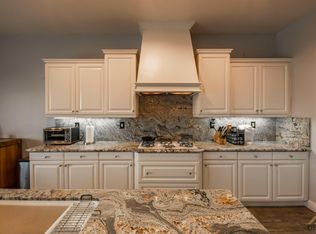 4313 Drakes Passage Way, Bakersfield, CA 93312