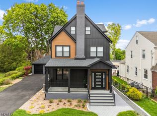 10 Marilyn Pl, Clifton City, NJ 07011