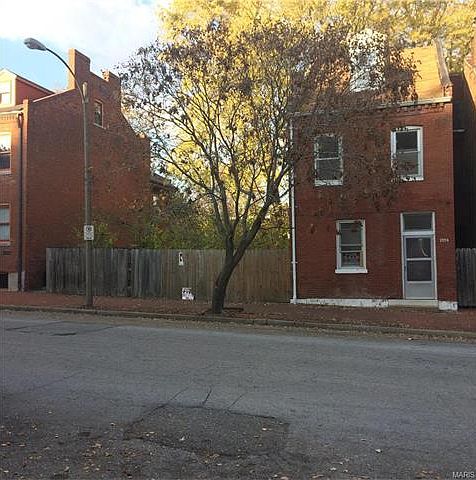 2nd image of 1009 Allen Ave