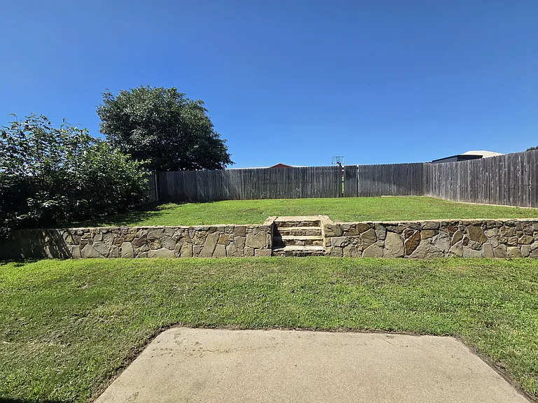 6037 Horse Trap Dr — Photo 36