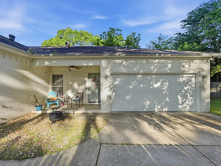 1716 College Ave — Photo 15