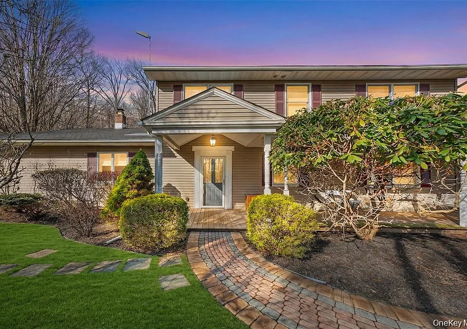155 Roselawn Rd