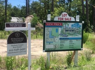 20 Fern Ln, Saint Simons Island, GA 31522