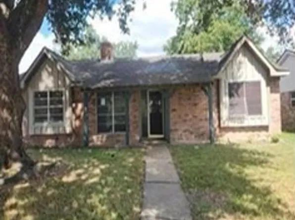12606 Bexley Dr, Houston, TX 77099