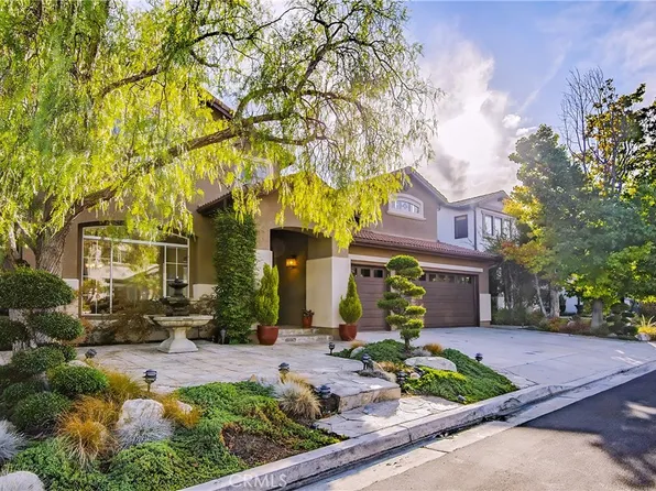 17 Roadrunner Ct, Coto De Caza, CA 92679