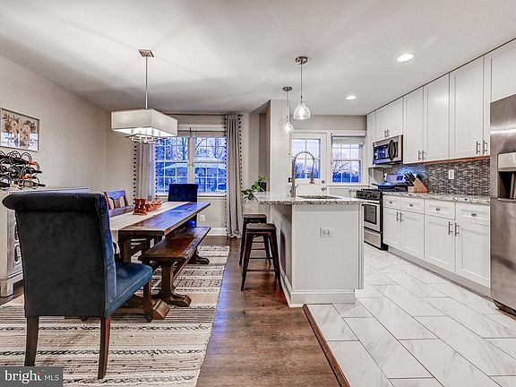 4th image of 335 Old Trail Rd