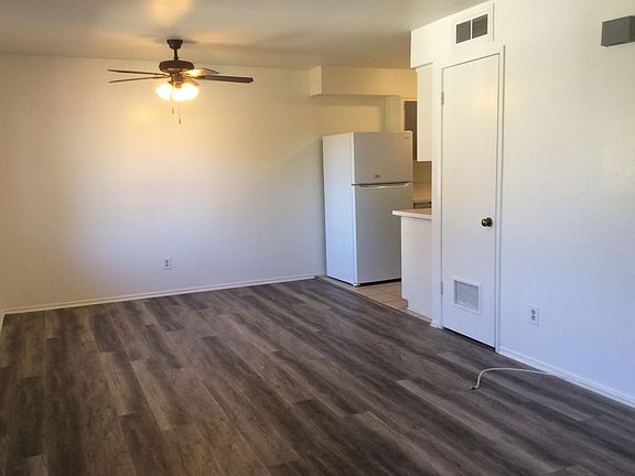 2nd image of 534 N Heliotrope Dr #1